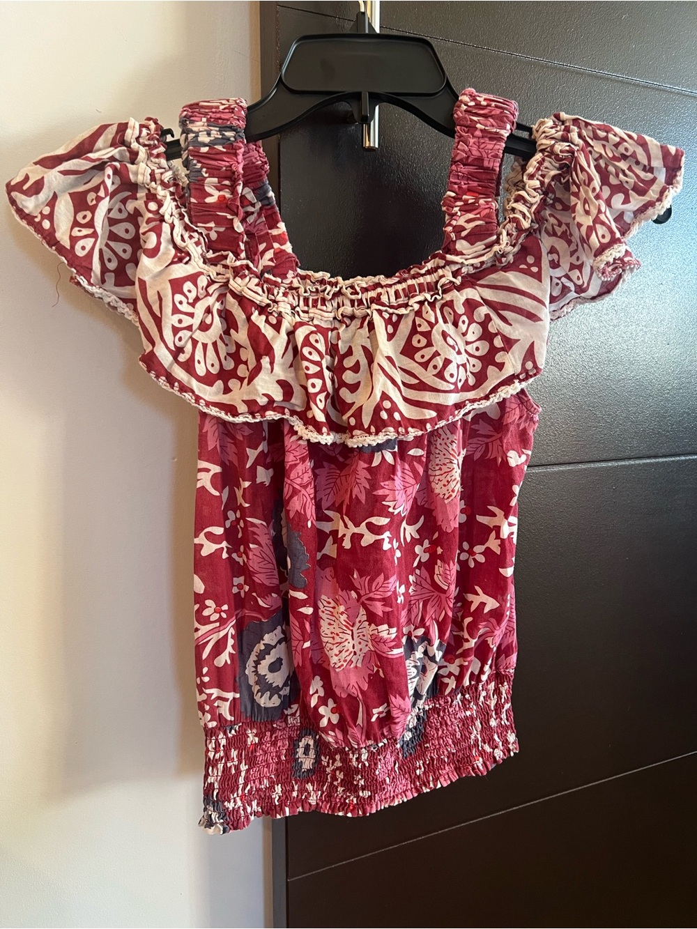 Women’s Off-Shoulder Ruffled Floral Tank Top